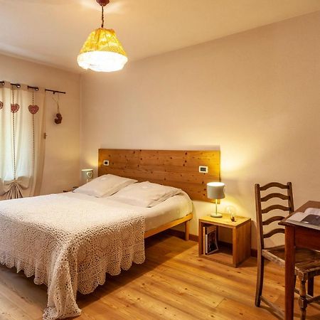 Maison Le Champ B&B Questa Casa Non E Un Albergo La Salle Εξωτερικό φωτογραφία