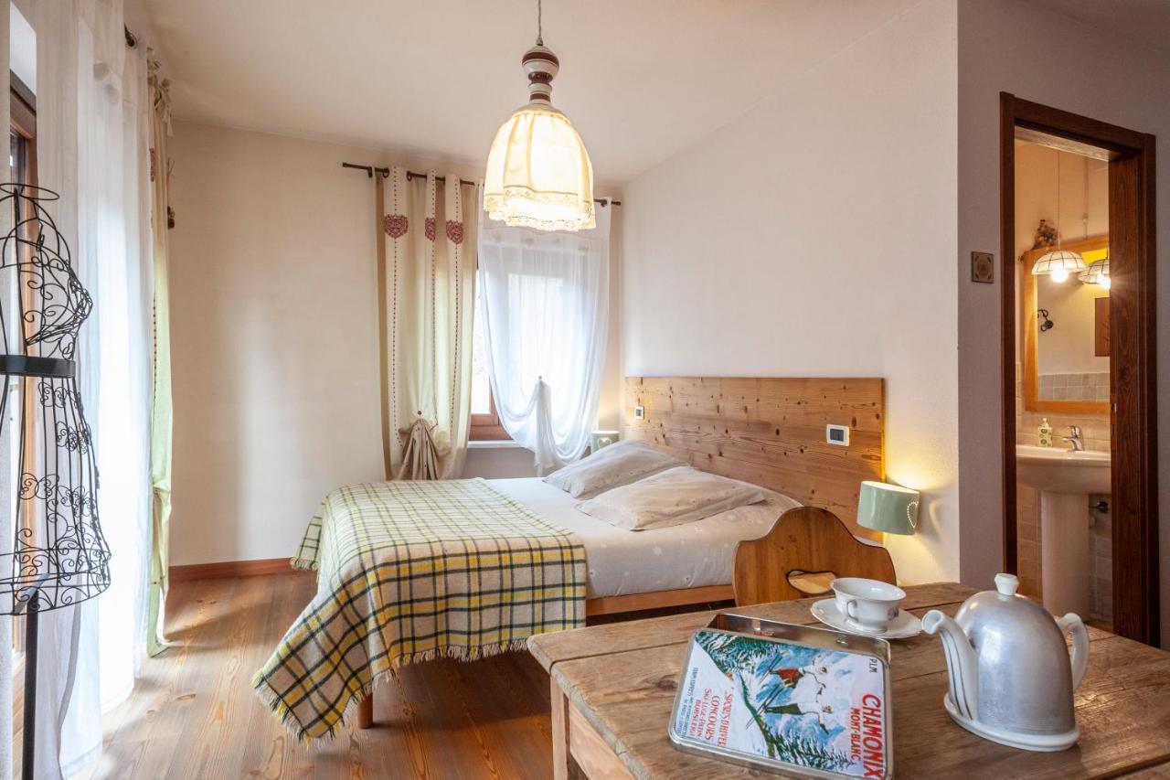 Maison Le Champ B&B Questa Casa Non E Un Albergo La Salle Εξωτερικό φωτογραφία