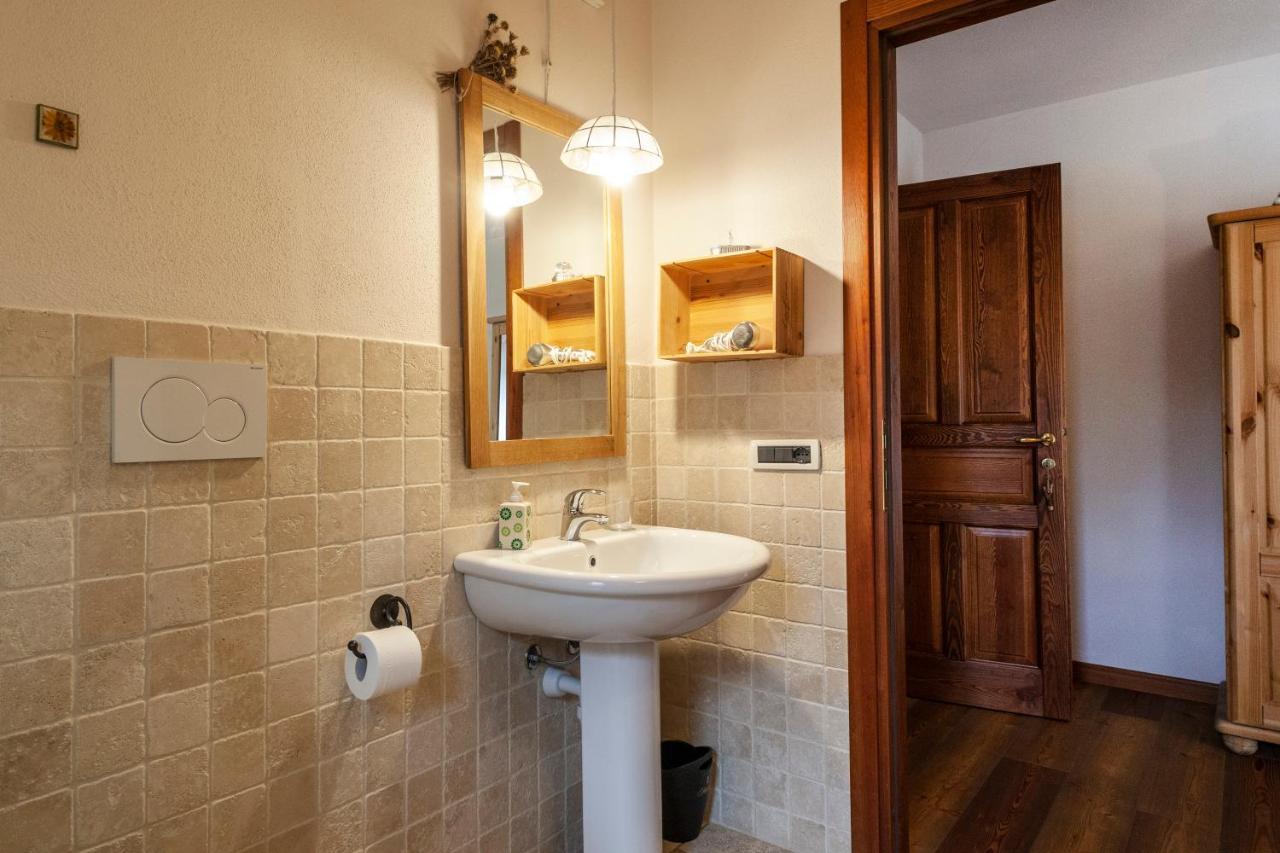 Maison Le Champ B&B Questa Casa Non E Un Albergo La Salle Εξωτερικό φωτογραφία